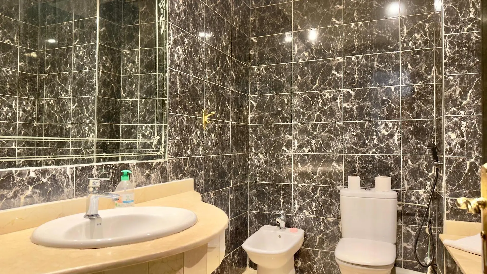 Marina Peakview Apartments 阿加迪尔